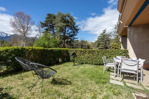 Patio, Garden