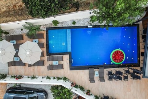 Pool view, Swimming pool