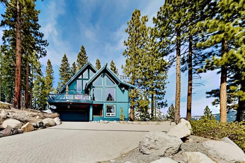 Lake View Escape House in Incline Village
