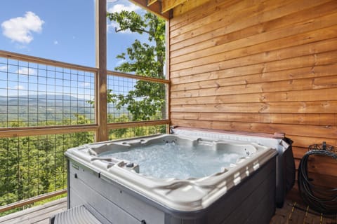 Hot Tub, Mountain view