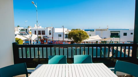 Property building, Off site, View (from property/room), Balcony/Terrace, Dining area, Beach, City view, Landmark view, Sea view, Location, towels, air conditioner