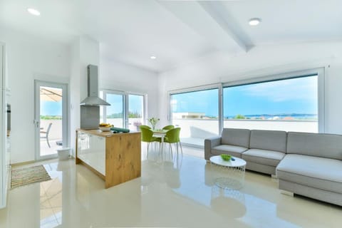 Living room, Seating area, Dining area, Sea view