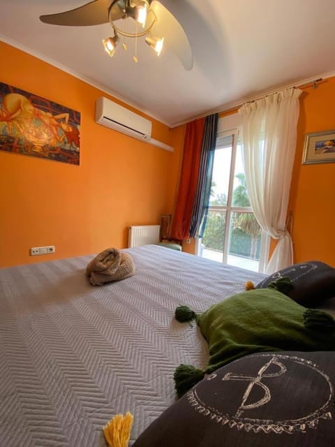 Bed, Bedroom, air conditioner