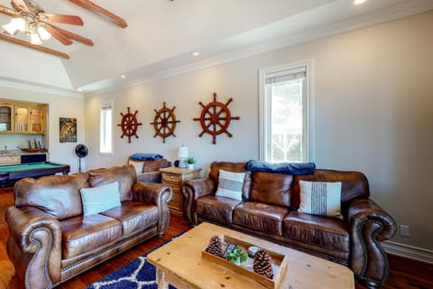 Bayfront Beauty House in Lake Arrowhead