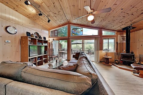 Villa Eileen House in Guerneville