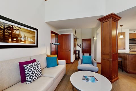 Resort at Squaw Creek's 810 & 812 Apartment in Palisades Tahoe (Olympic Valley)