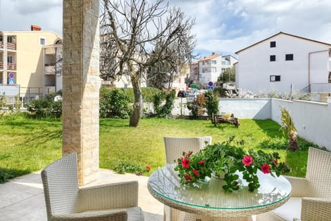 House Viola House in Pula