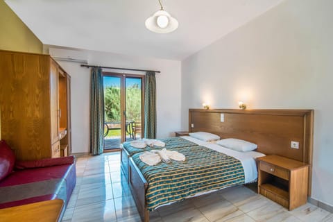 Property building, Living room, Bedroom