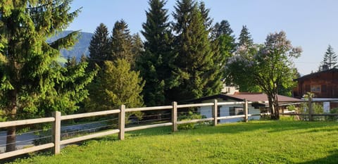 Garden, Garden, Balcony/Terrace