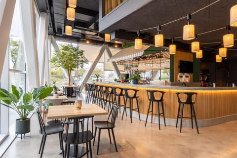 Lobby or reception, Lounge or bar