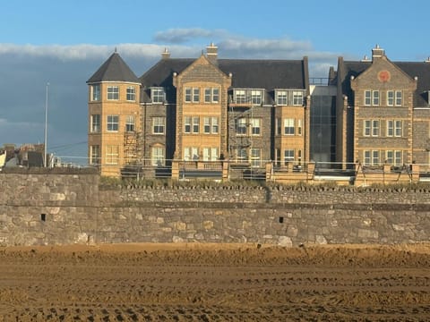 The Retreat Apartment in Weston-super-Mare