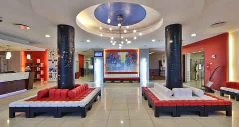 Lobby or reception, On site
