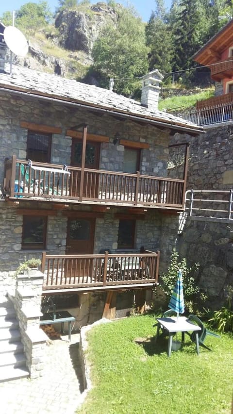 Maison Magicien Apartment in Aosta Valley, Italy