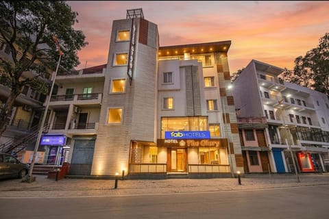 Property building, Facade/entrance