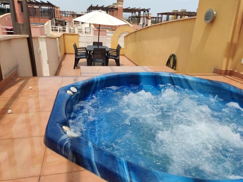 Hot Tub, Balcony/Terrace