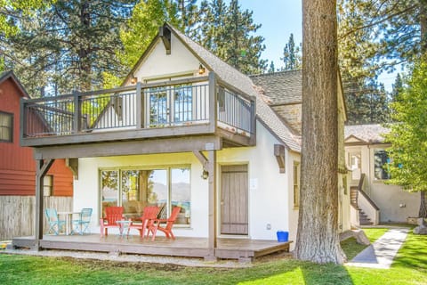 Lakeview Manor House in Al Tahoe