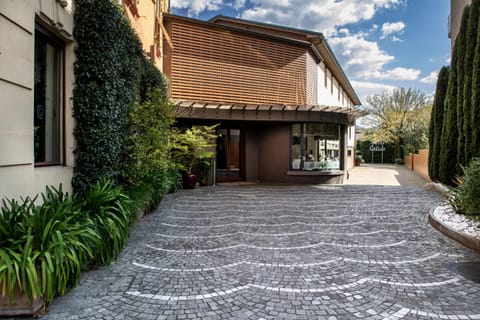 Property building, Parking