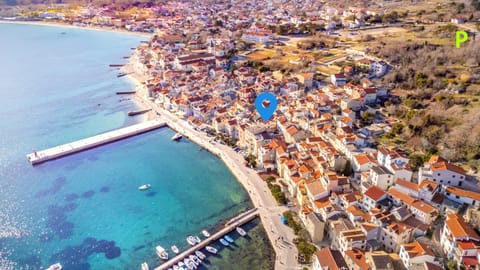 Bird's eye view, Parking