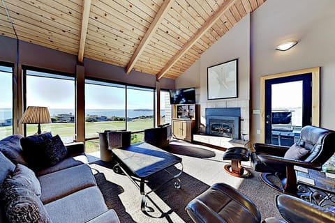 Fairview Grande House in Bodega Bay