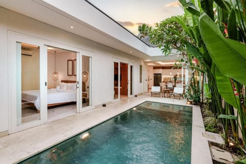 Bedroom, Swimming pool