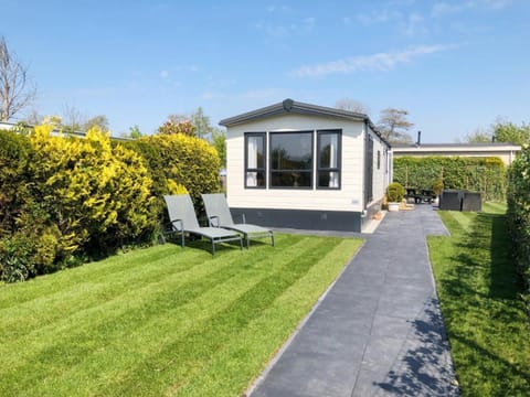 Property building, Patio, Garden