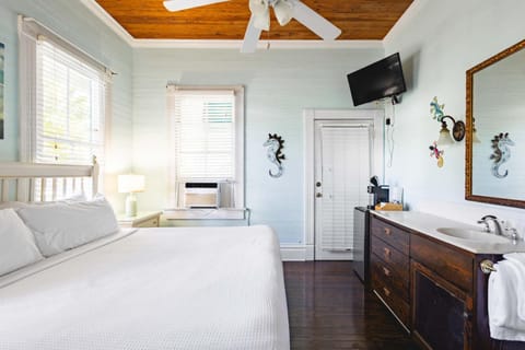 Curry House - Room 5 Apartment hotel in Key West