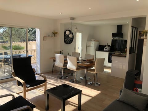 Maison la londe House in La Londe-les-Maures