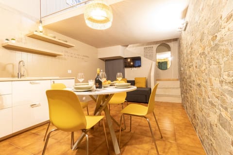 Kitchen or kitchenette, kitchen