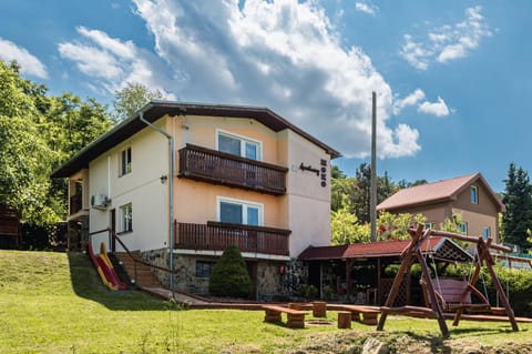 Property building, Natural landscape