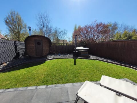 Garden, Garden view