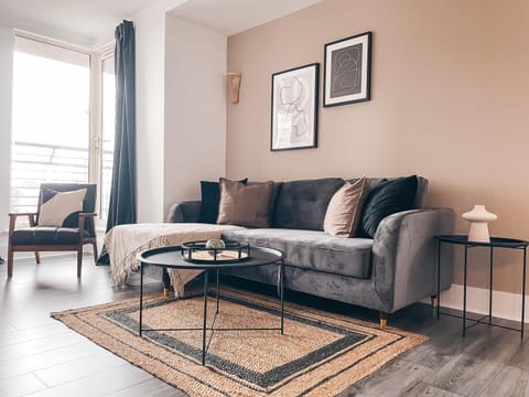 The Aspect, by Solace Stays Apartment in Cardiff