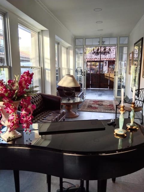 Lobby or reception, Lounge or bar, Business facilities