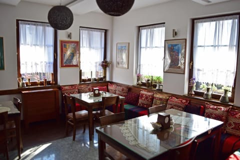 Lobby or reception, Lounge or bar