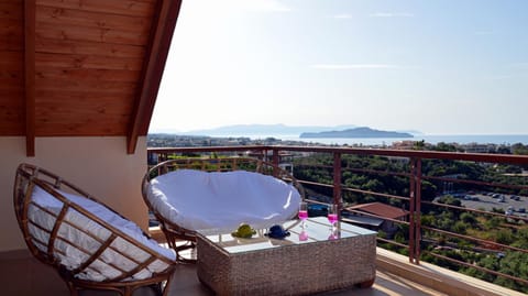 Garden, Balcony/Terrace