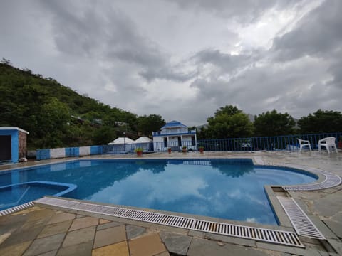 Natural landscape, Pool view, Swimming pool, Swimming pool, Sports