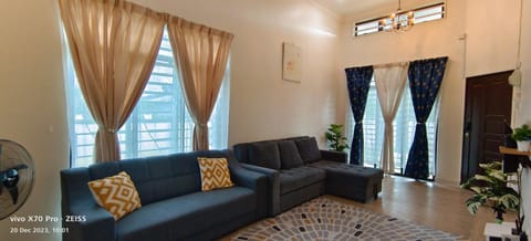 Communal lounge/ TV room, fireplace