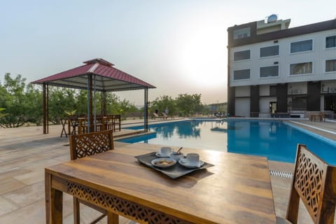 Swimming pool, Sunset