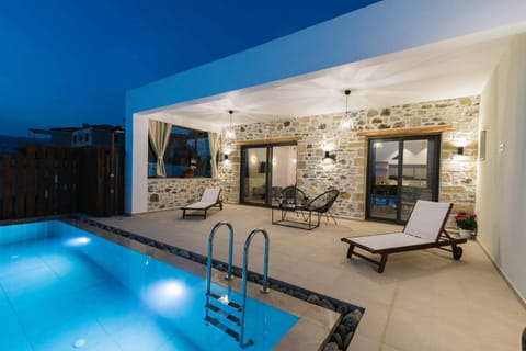 Patio, Swimming pool