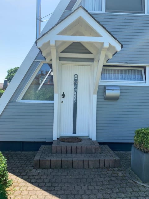 Ferienhaus LiLeBe House in Damp