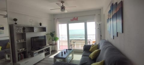 Primera línea en Cullera con piscina. Inmejorables vistas Apartment in Cullera