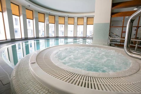 Hot Tub, Sauna, Pool view, Swimming pool