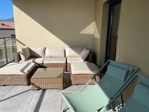 Superbe T3 NEUF VUE MER Apartment in Propriano