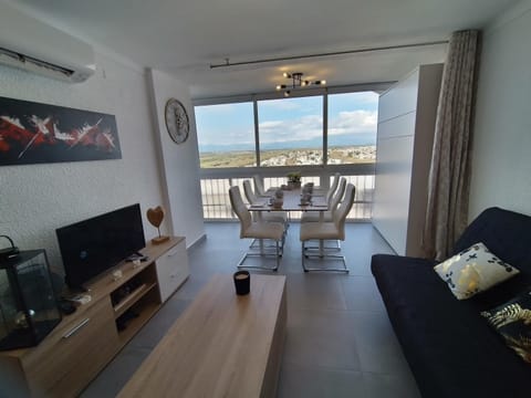 TV and multimedia, Dining area