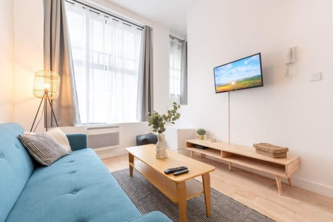 Lille centre - Nice flat with terrace! Apartment in Lille