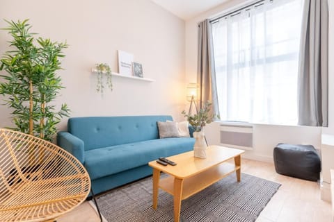 Lille centre - Nice flat with terrace! Apartment in Lille