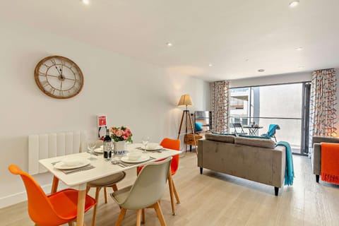 8 Putsborough - Luxury Apartment at Byron Woolacombe, only 4 minute walk to Woolacombe Beach! Apartment in Woolacombe