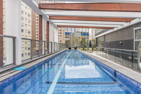 Day, Area and facilities, Swimming pool