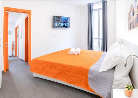 Bed, Bedroom, Pets, air conditioner