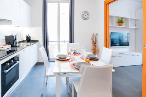 Colours Apartments & Rooms Apartment in Sanremo