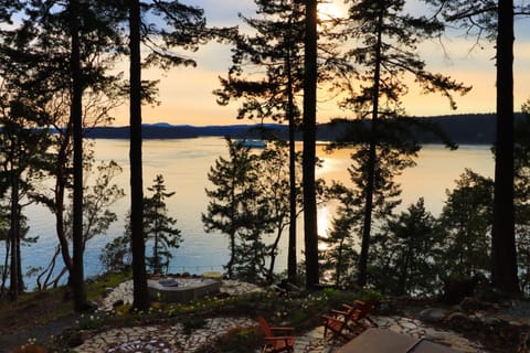 Haven on Hilltop House in Lopez Island